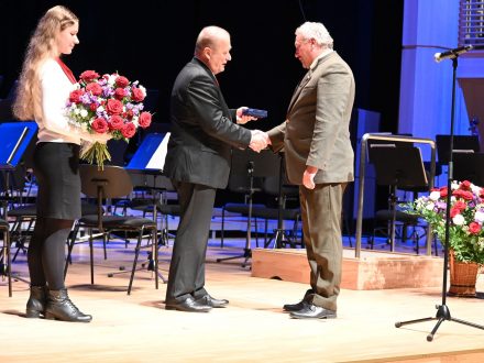 Městské lesy Hradec Králové a.s. byly oceněny medailí města Hradec Králové