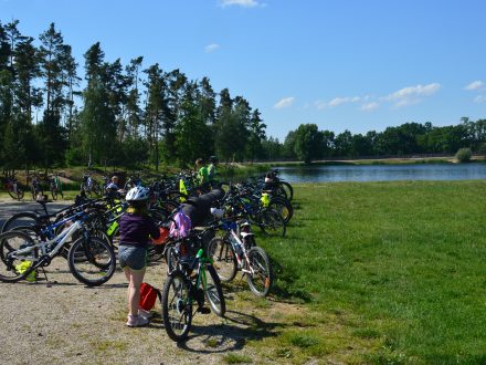 Napsali o nás: Léto v kempu? Místa na Hradecku rychle mizí, lidé se bojí zdražování