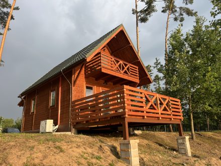 SPOUŠTÍME REZERVACE NA NOVÉ CHATKY NAD VODOU